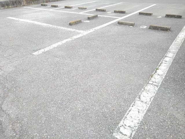 14/20 駐車場