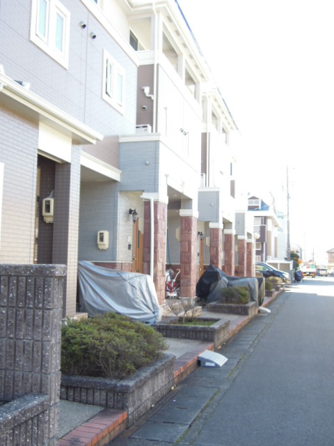 14/22 エントランス