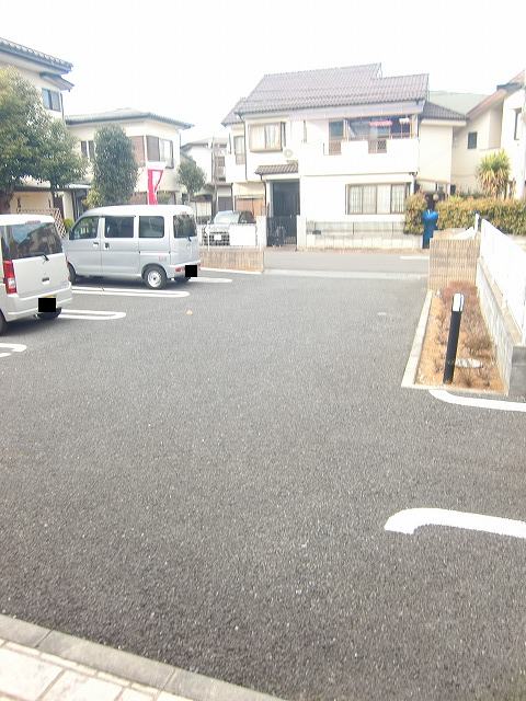 14/22 駐車場