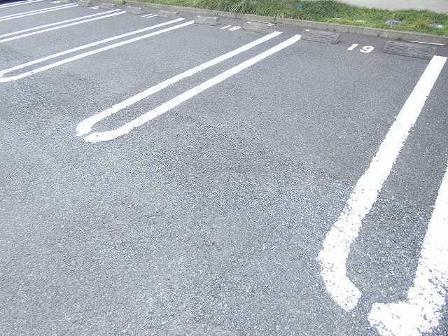 14/20 駐車場