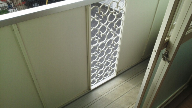 16/23 バルコニー