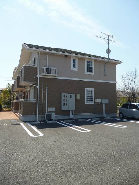 2/5 駐車場