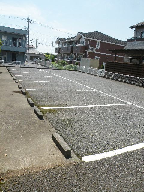 14/20 駐車場