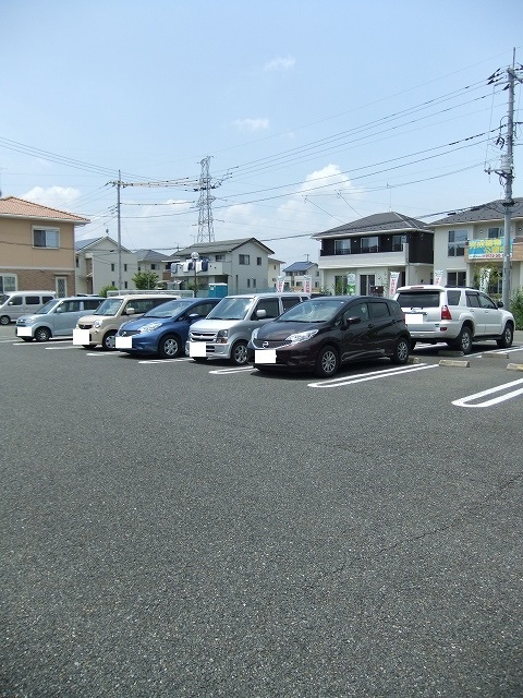 14/20 駐車場