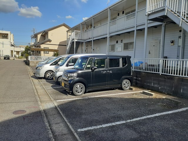14/22 駐車場