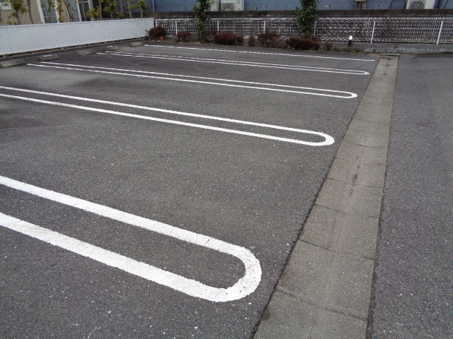14/20 駐車場