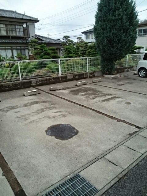 14/20 駐車場