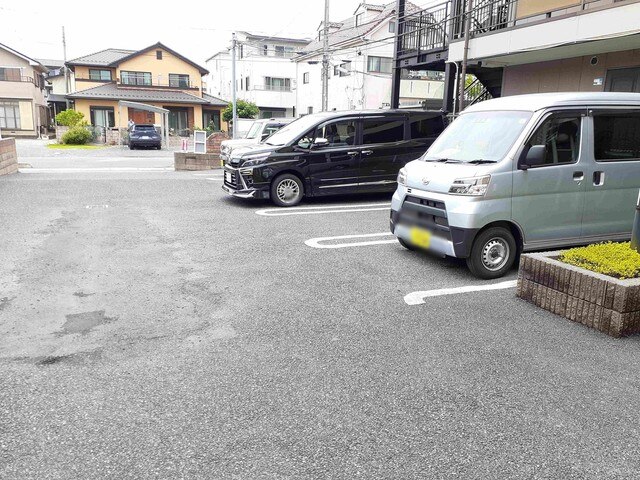 14/22 駐車場