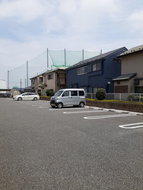 28/30 駐車場