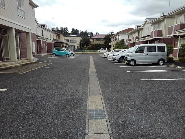 14/20 駐車場
