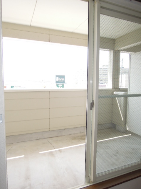 13/22 バルコニー