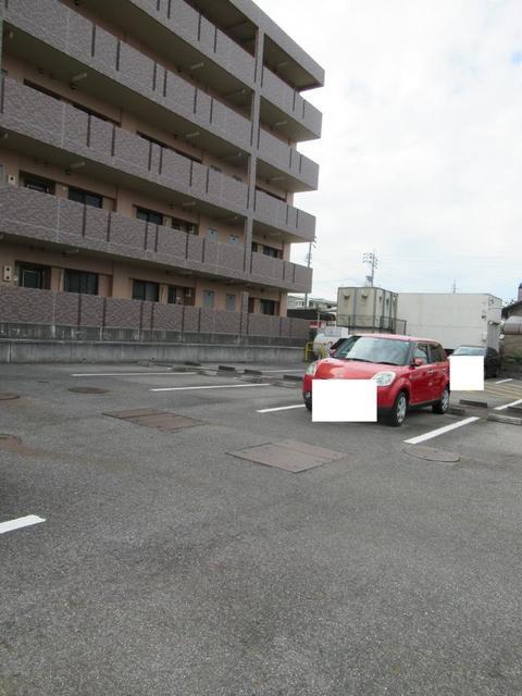 14/20 駐車場