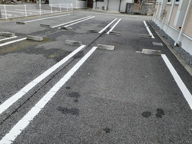 14/20 駐車場