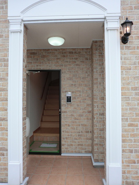 14/22 エントランス