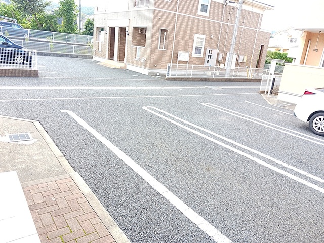 14/20 駐車場
