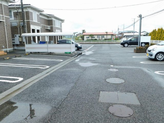 14/20 駐車場