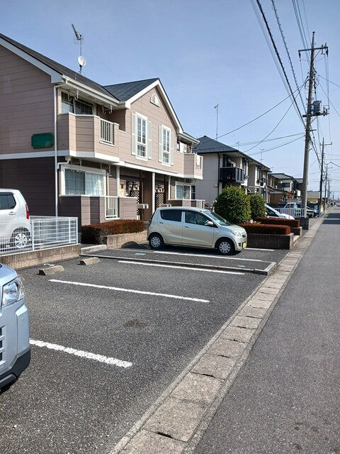 14/30 駐車場