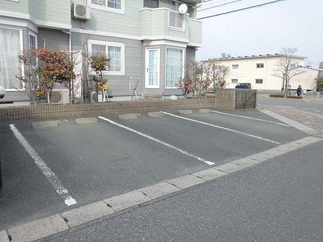 14/20 駐車場