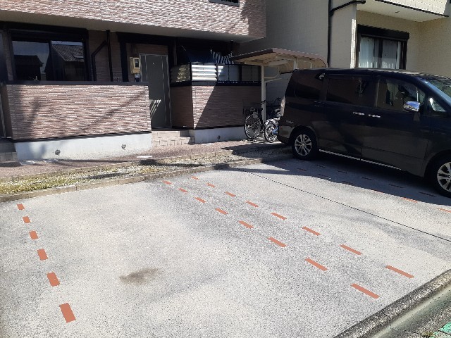 2/10 駐車場