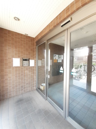 2/11 エントランス