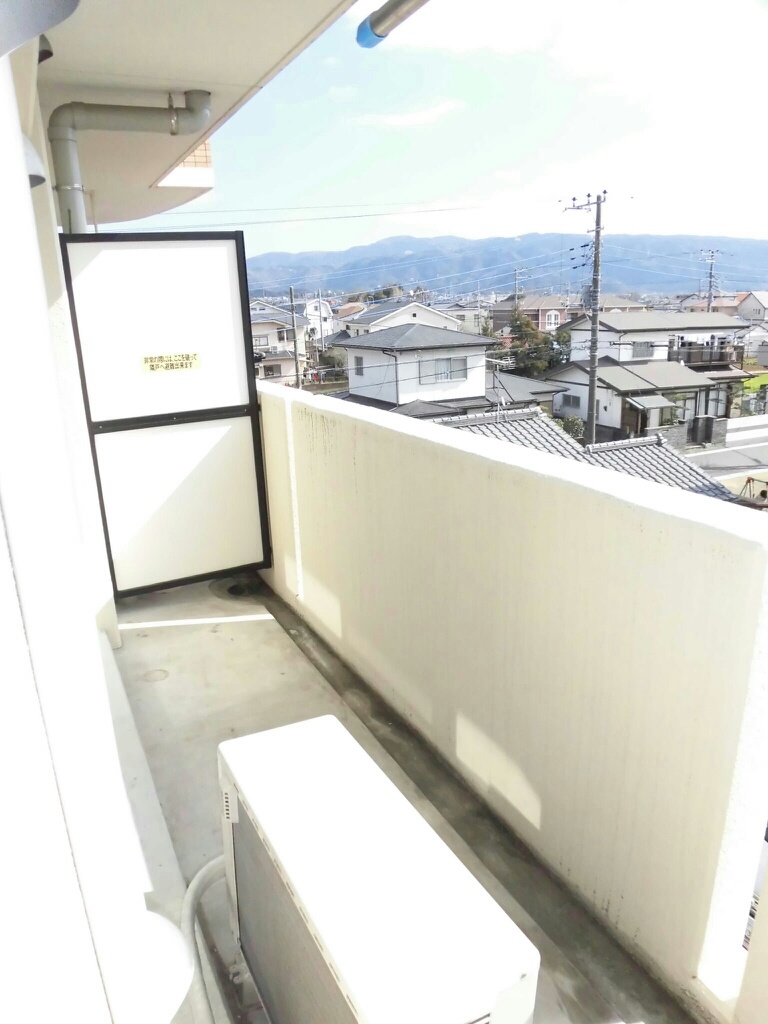 13/20 バルコニー