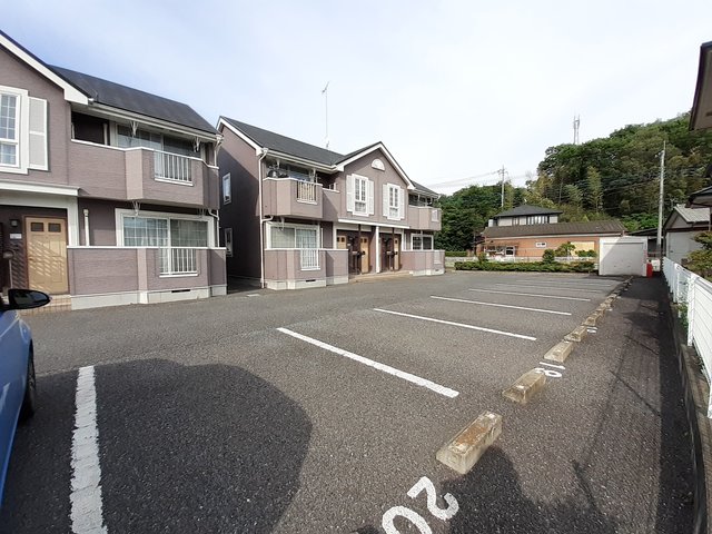 14/20 駐車場