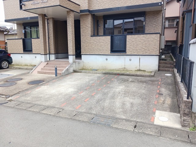 14/20 駐車場
