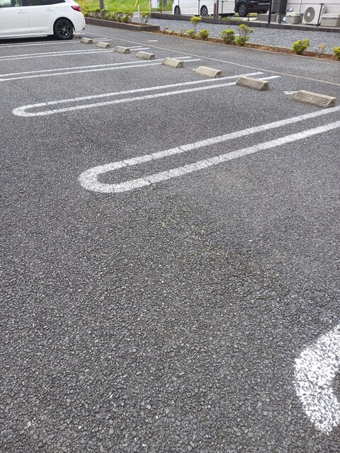 14/20 駐車場