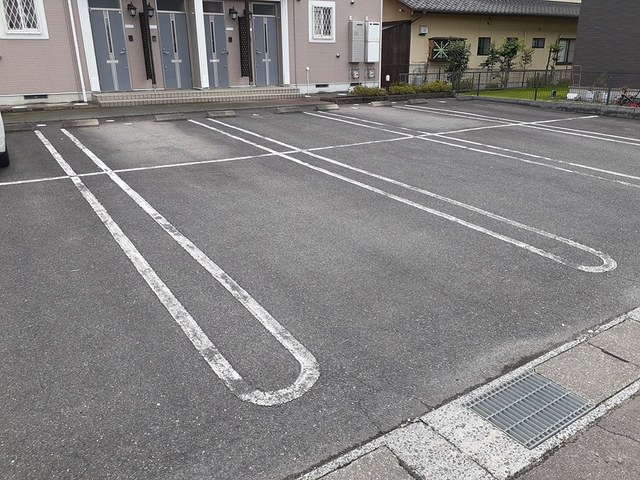 2/8 駐車場