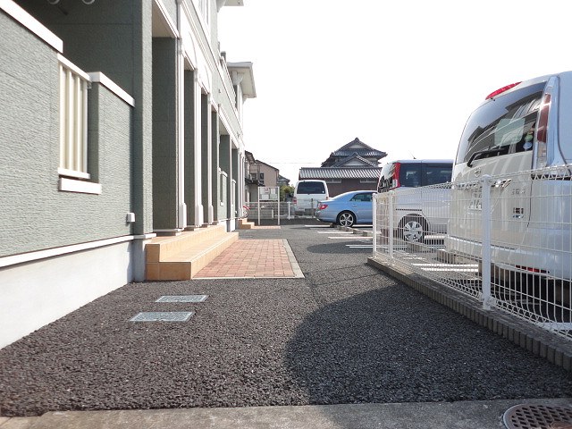 13/20 エントランス