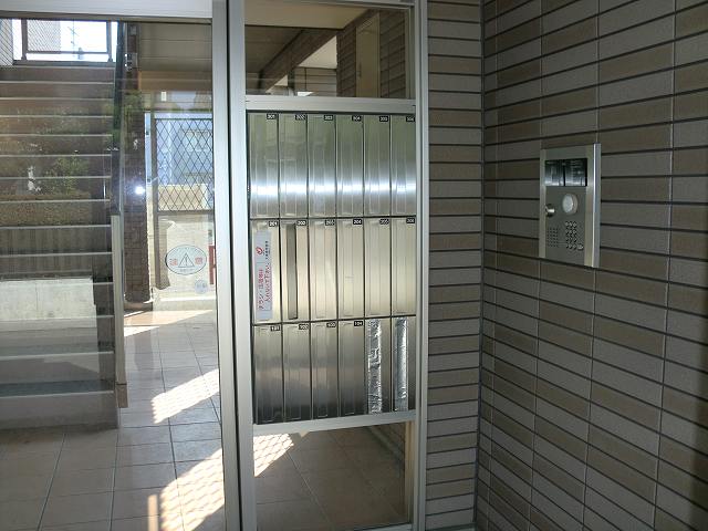 13/20 エントランス