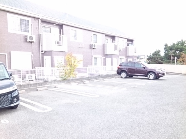 14/20 駐車場