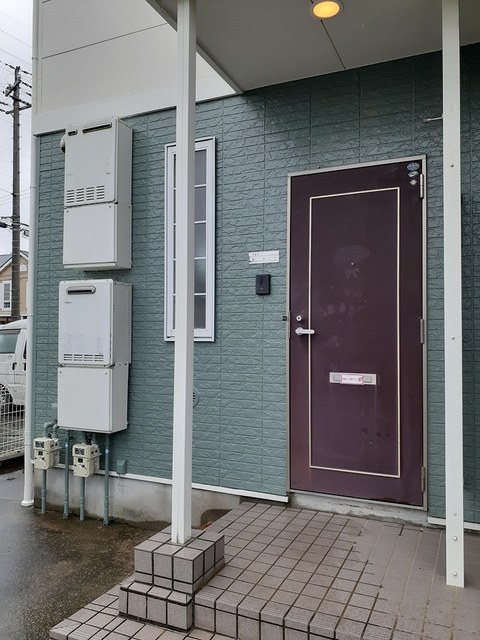 17/27 エントランス