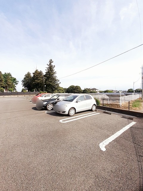 14/20 駐車場