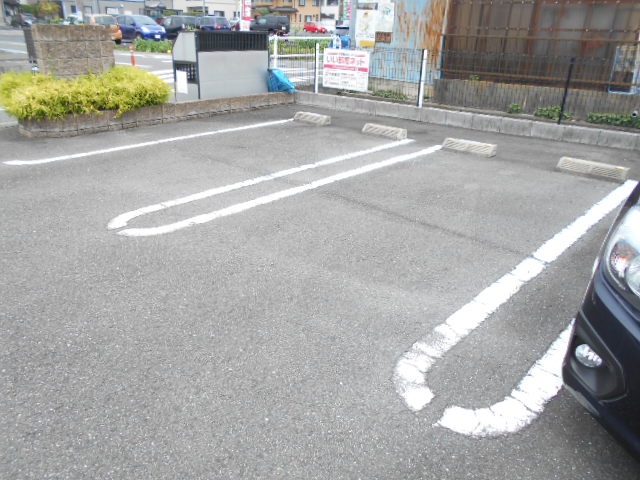2/8 駐車場