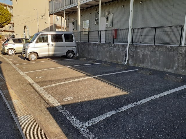 14/20 駐車場