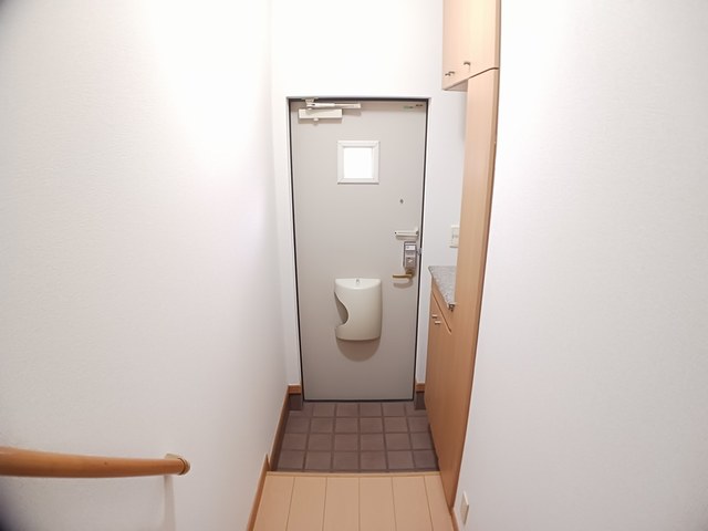5/19 玄関