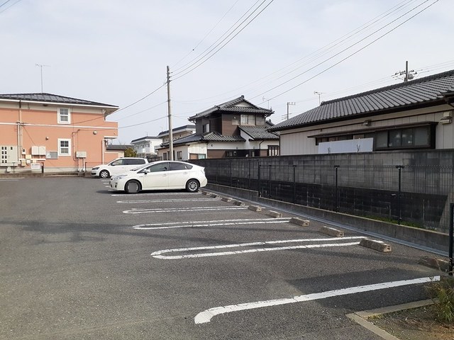 14/20 駐車場