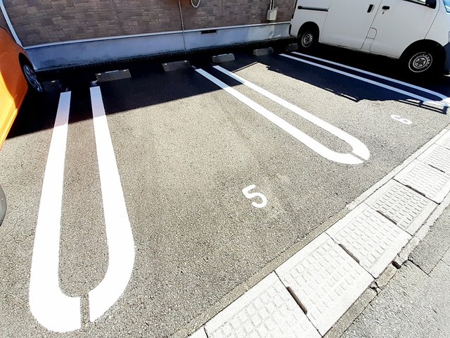 2/8 駐車場