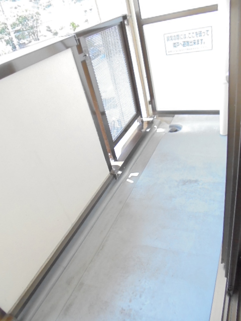 15/27 バルコニー