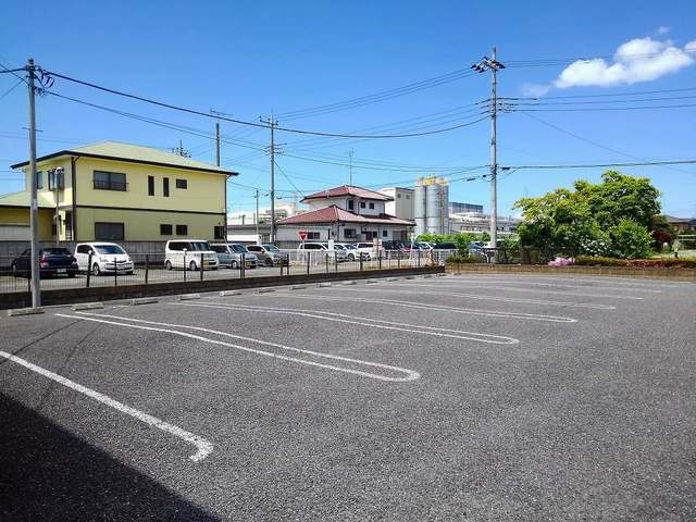 14/20 駐車場