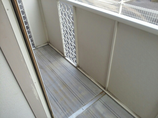 13/21 バルコニー