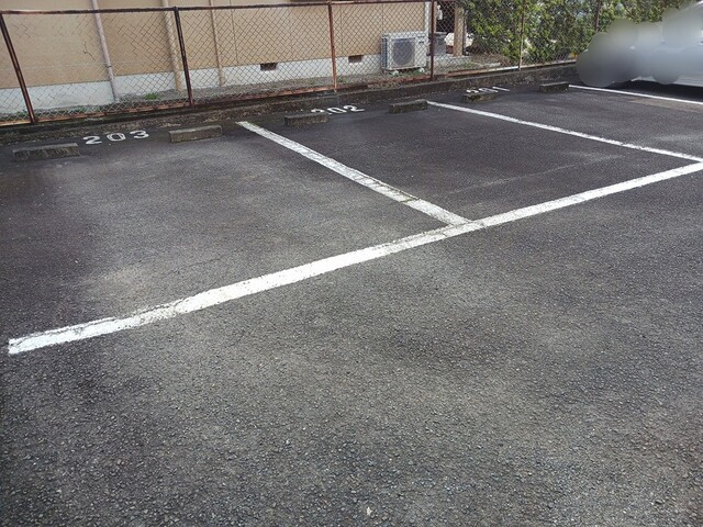2/10 駐車場