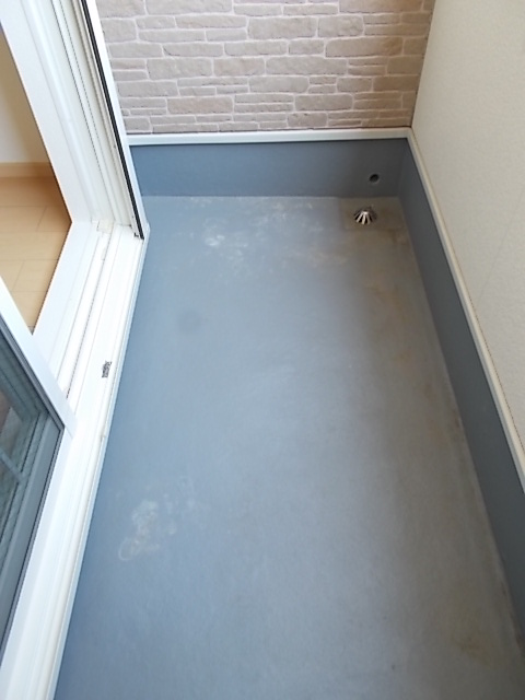 15/23 バルコニー