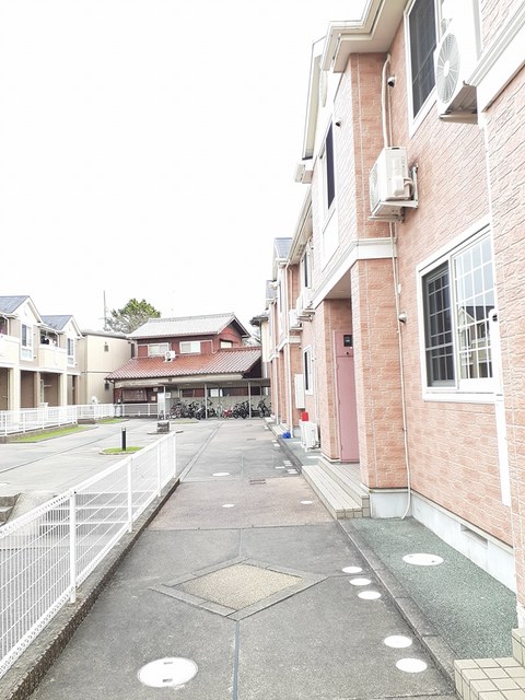 13/20 エントランス