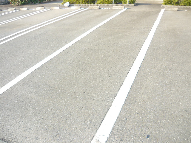 14/20 駐車場