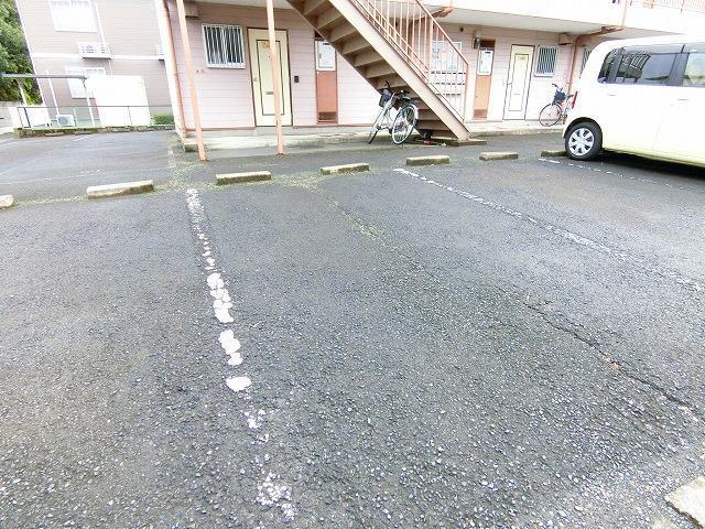 14/20 駐車場