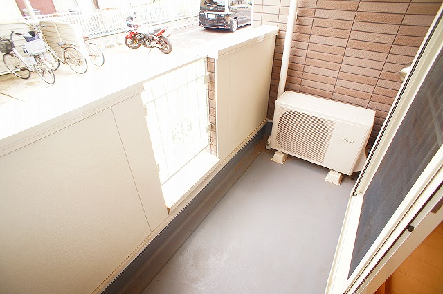 13/22 バルコニー