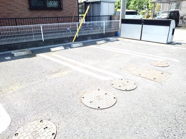 14/20 駐車場