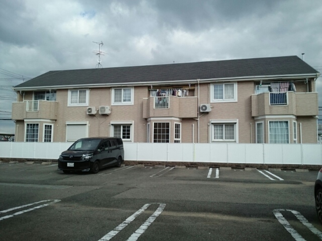 14/18 駐車場